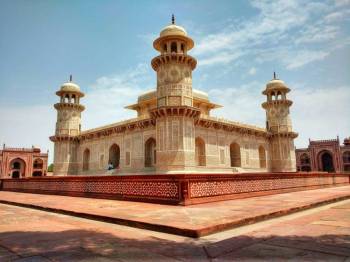 Overnight Taj Mahal Tour