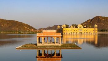 4 Days Golden Triangle Tour Package