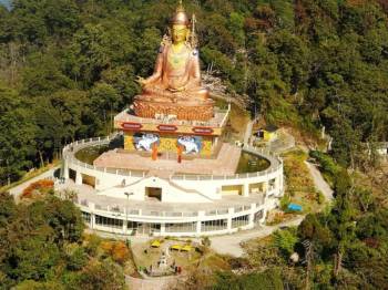 Darjeeling Mirik Tour Package – 3 Nights 4 Days Ex Bagdogra NJP