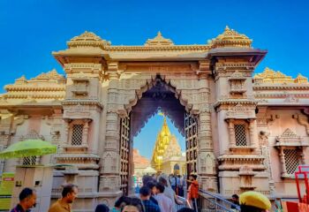 Varanasi – Chitrakoot – Prayagraj – Ayodhya   5 Nights 6 Days  Tour Package