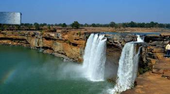 Varanasi – Chitrakoot – Prayagraj – Ayodhya   5 Nights 6 Days  Tour Package