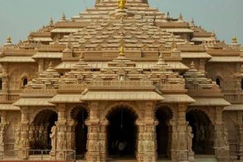 Ayodhya Prayagraj Varanasi 3N 4D