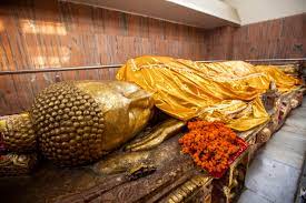 Varanasi Bodhgaya Rajgir Patna Kushinagar Tour Package 6 Days with Tamil Guide