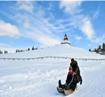Srinagar - Gulmarg - Pahalgam - Sonamarg 4 Night Tour Package