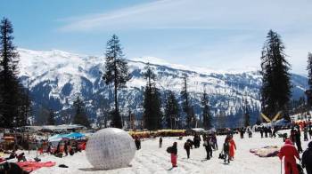 Happiness Returns Manali 3 star package for 04 days with Breakfast and Dinner
