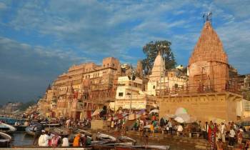 Amazing Varanasi and Prayagraj For 3 Nights and 4 Days (Deluxe Package)