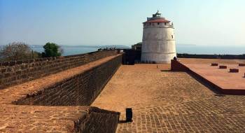 Goa 2 Star Package for 4 Days with Breakfast and Dinner