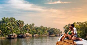 3 Nights 4 Days Exclusive Kerala Honeymoon Package