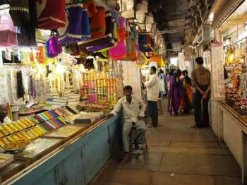 SPIRITUAL TRIANGLE TEMPLE TOUR - TAMIL NADU