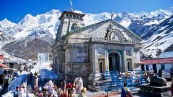 Kedarnath-Badrinath yatra Package By 6 Seater Innova NON AC