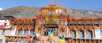 Kedarnath-Badrinath yatra Package By 12 Seater Tempo Traveller NON AC