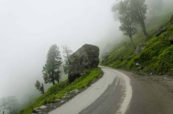 5 Days 4 Nights Kullu - Manali Tour