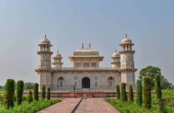 4 Days Agra Tour Package