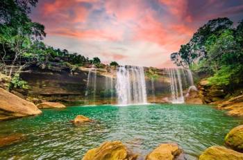 6 Night 7 Days Guwahati to Meghalaya with Double-decker Tour Package