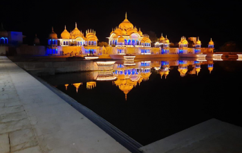 4 Night 5 Days Tour Packages Mathura - Vrindavan - Govardhan- Agra- Fatehpur Sikri