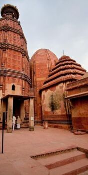 4 Night 5 Days Tour Packages Mathura - Vrindavan - Govardhan- Agra- Fatehpur Sikri