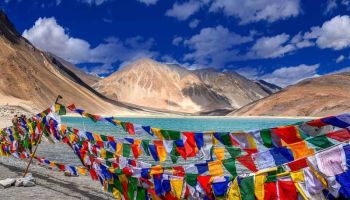 9D Complete Ladakh Tour - Nubra - Turtuk - Pangong - Hanle - Tso Moriri Lake