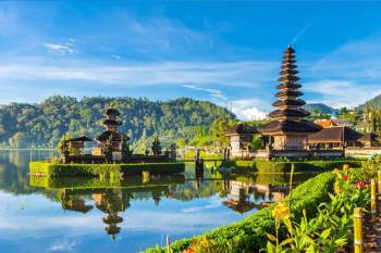 7n/8d Bali with Malaysia Tour Package