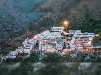 Kashmir - Vaishno Devi 2 Night - 3 Days Tour