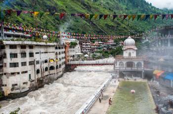 3 Night 4 Days Delhi to Manali By Private Cab & Volvo Service