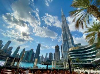 Dubai with Burj Khalifa & Abu Dhabi