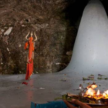 03 Night 04 Days Amarnath Yatra Package by Helicopter