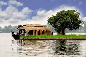 Munnar - Thekkady - Alleppey - Varkala - Kovalam Tour