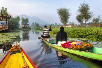 Glorious Kashmir - Srinagar 3D Sonmarg 1D Gulmarg 1D Pahalgam 2D