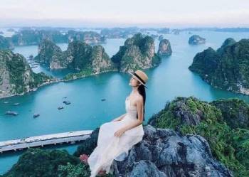 5 Nights 6 Days Hanoi – Halong – Da Nang – Hoi An Tour