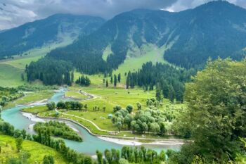4 Nights/ 5 days in Kashmir Tour
