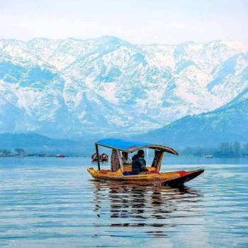 Jannat-E-Kashmir 4Nights 5Days Tour