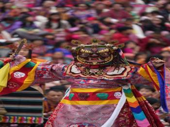 Bhutan (Phuentsholing - Thimphu - Paro) Tour