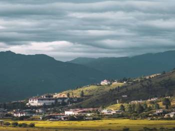 Bhutan (Phuentsholing - Thimphu - Paro) Tour