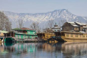 Kashmir 4 Nights 5 Days Package