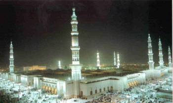 Semi Deluxe Umrah Package 21 Days