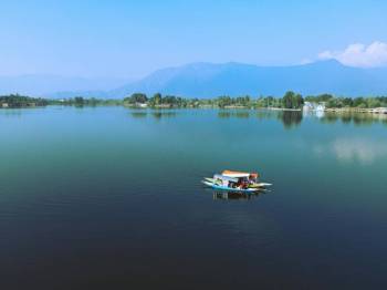7 Days Majestic Kashmir Tour