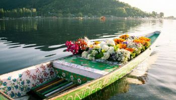 9 Days Enchanting Kashmir Valley Tour