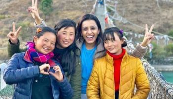 Happiness Country Tour 17Days