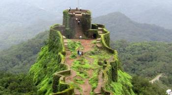 Mumbai - Mahabaleshwar Tour Package - 4 Nights 5 Days