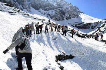 4 Nights - 5 Days Manimahesh Yatra Trek Tour