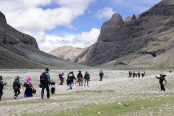 Mount Kailash Mansarover Tour (By Helicopter)