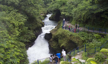 Nepal Adventure: Exploring the Himalayas and River Rafting