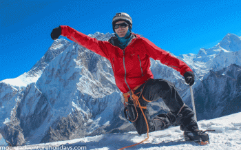 Lobuche Peak With Everest Base Camp Trek Tour