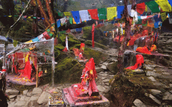 13 Nights - 14 Days Kanchenjunga Trek Tour
