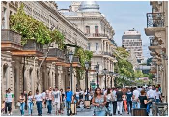 Baku Unveiled Exclusive Group Tour Experience