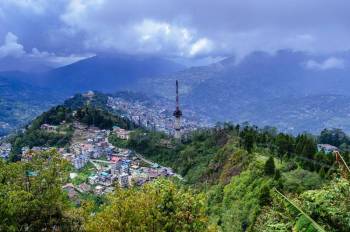 04 Nights 05 Days Gangtok & Darjeeling