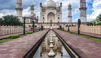 4 Night - 5 Days Maharashtra Tour Package - 1