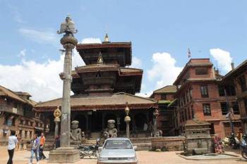 10D Kathmandu - Chitwan - Lumbini - Pokhara - Nagarkot Tour