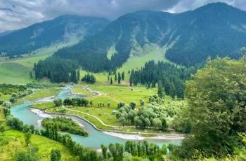 4 Nights 5 Days Kashmir Tour Package