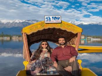 Kashmir Super Deluxe 7 Nights & 8 Days